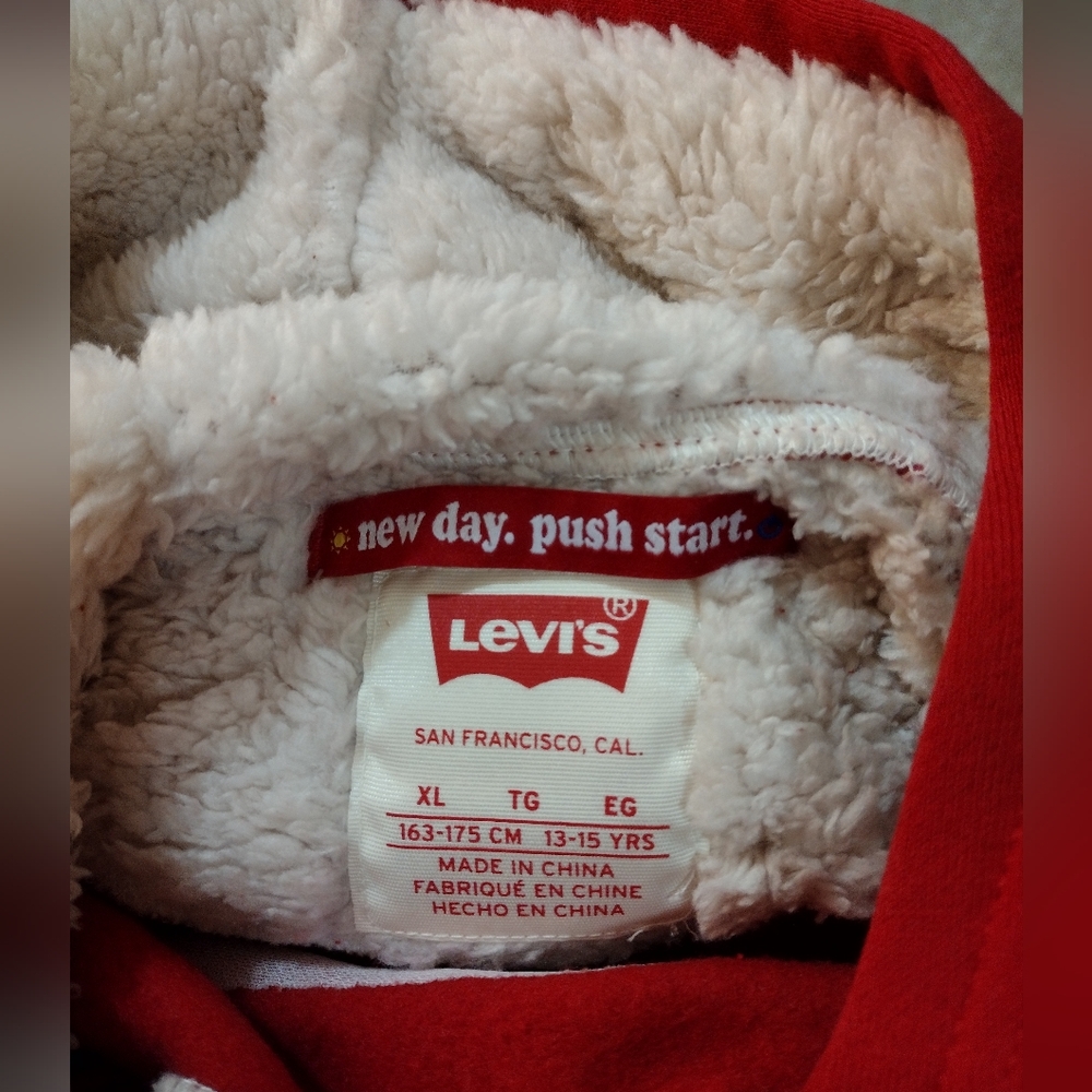 Levi's Boy's Sherpa Lined Pullover Red Hoodie (Big Kids) XL (13-15 Yr) 🆕 - Picture 3 of 3